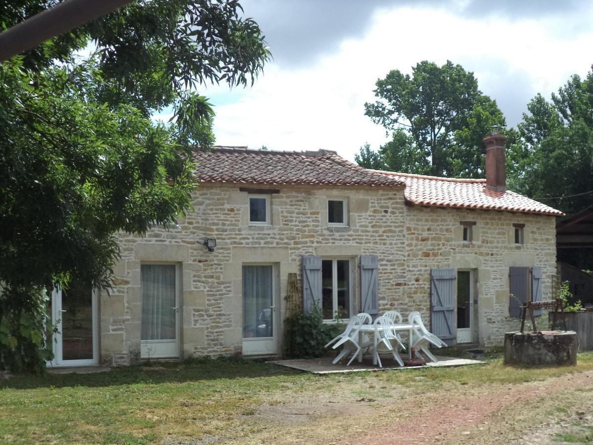 La Gauviniere Bed & Breakfast Liez ภายนอก รูปภาพ